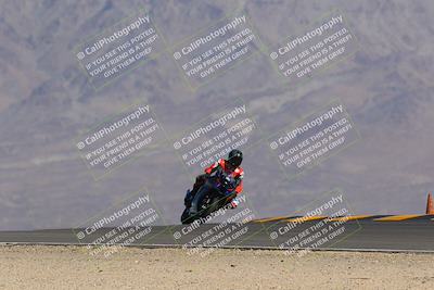 media/Oct-08-2022-SoCal Trackdays (Sat) [[1fc3beec89]]/Turn 10 (945am)/